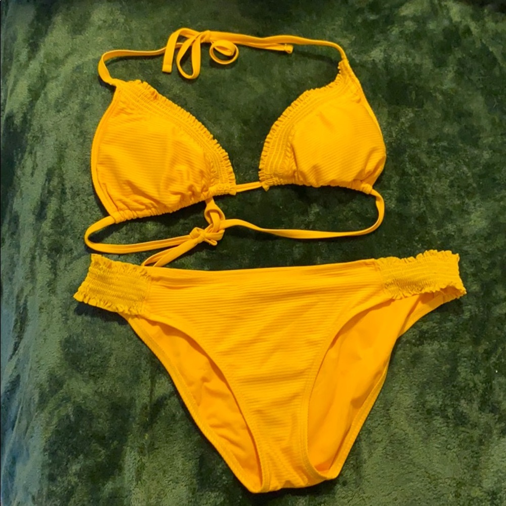 yellow shade and shore bikini